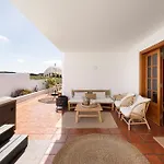 Feriehus Home2book Lanzarote Sunset & Jacuzzi House