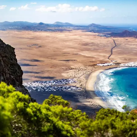Home2book Lanzarote Sunset & Jacuzzi House